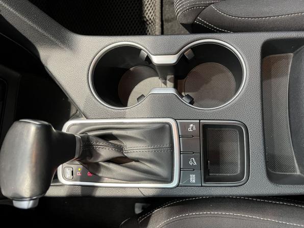 Kia Sportage IV Рестайлинг с пробегом 2018 года, цена 2 184 000 рублей, 83000 км, внедорожник, Автокод Объявления