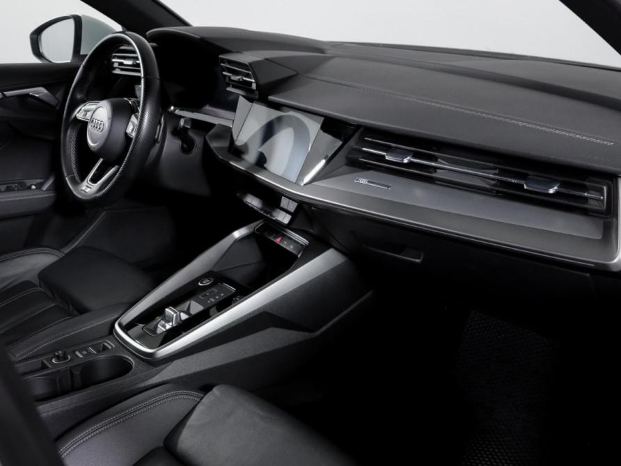 Audi A3 IV (8Y) Москва  - изображение 10