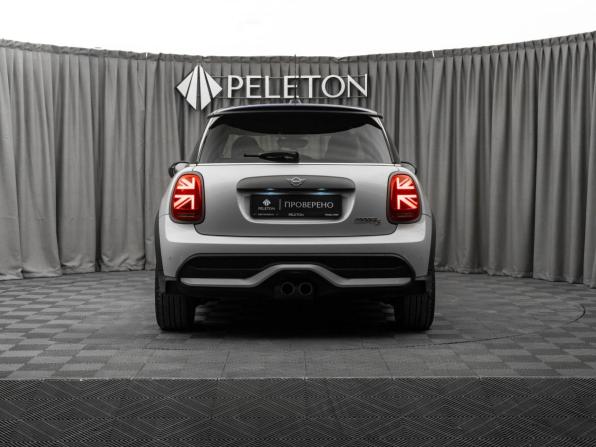 Mini Hatch III (F55/F56) Рестайлинг 2 с пробегом 2022 года, цена 3 890 000 рублей, 17160 км, хэтчбек, Автокод Объявления
