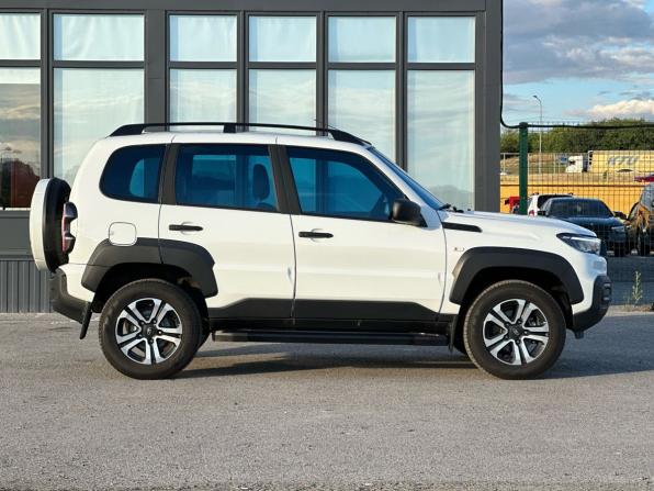 Lada (ВАЗ) Niva I Рестайлинг (Travel) с пробегом 2026 года, цена 1 590 000 рублей, 3272 км, внедорожник, Автокод Объявления