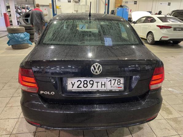 Volkswagen Polo V Рестайлинг с пробегом 2016 года, цена 890 000 рублей, 141086 км, седан, Автокод Объявления