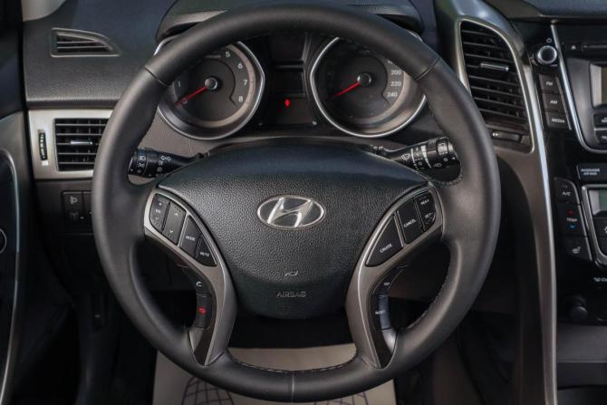 Hyundai i30 II с пробегом 2014 года, цена 949 000 рублей, 110000 км, хэтчбек, Автокод Объявления