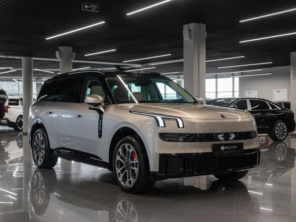 Lynk &amp; Co 900 с пробегом 2025 года, цена 7 500 000 рублей, 8500 км, внедорожник, Автокод Объявления