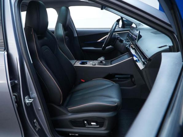 Omoda C5 I с пробегом 2023 года, цена 1 699 077 рублей, 51068 км, внедорожник, Автокод Объявления