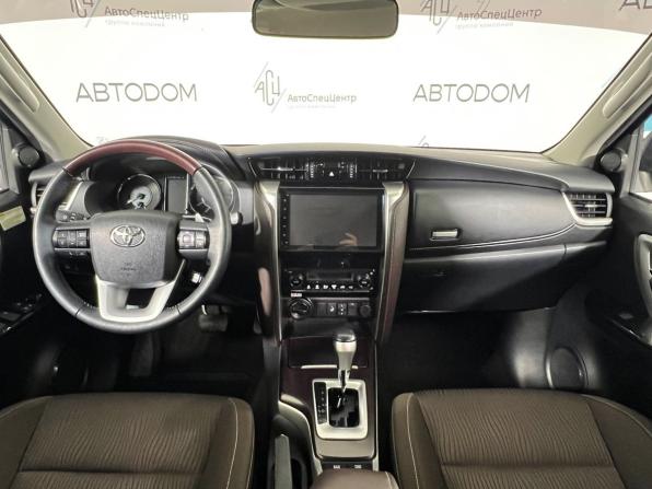 Toyota Fortuner II с пробегом 2018 года, цена 3 649 000 рублей, 134400 км, внедорожник, Автокод Объявления