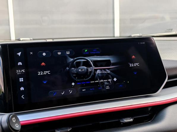 Geely Coolray I Рестайлинг с пробегом 2024 года, цена 2 120 000 рублей, 33270 км, внедорожник, Автокод Объявления