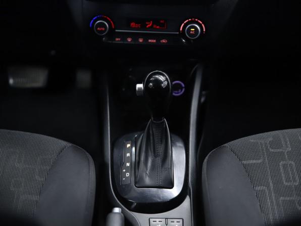 Kia Rio III Рестайлинг с пробегом 2016 года, цена 990 000 рублей, 189000 км, седан, Автокод Объявления