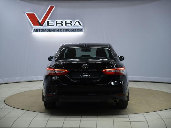 Toyota Camry VIII (XV70) Рестайлинг с пробегом 2021 года, цена 2 190 000 рублей, 279313 км, седан, Автокод Объявления