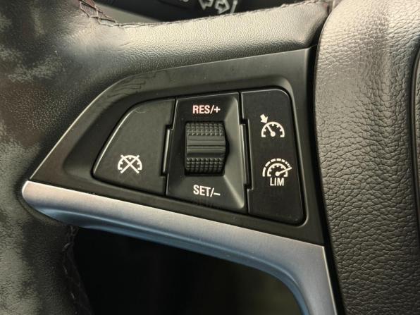 Opel Astra J Рестайлинг с пробегом 2014 года, цена 699 000 рублей, 160270 км, хэтчбек, Автокод Объявления