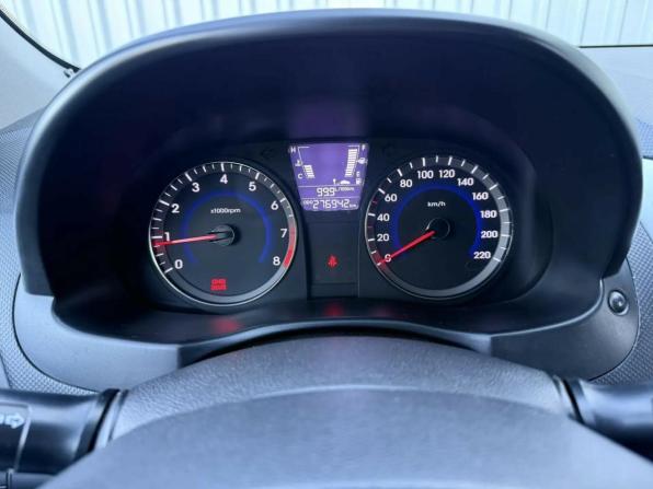 Hyundai Solaris I с пробегом 2013 года, цена 459 000 рублей, 276942 км, хэтчбек, Автокод Объявления