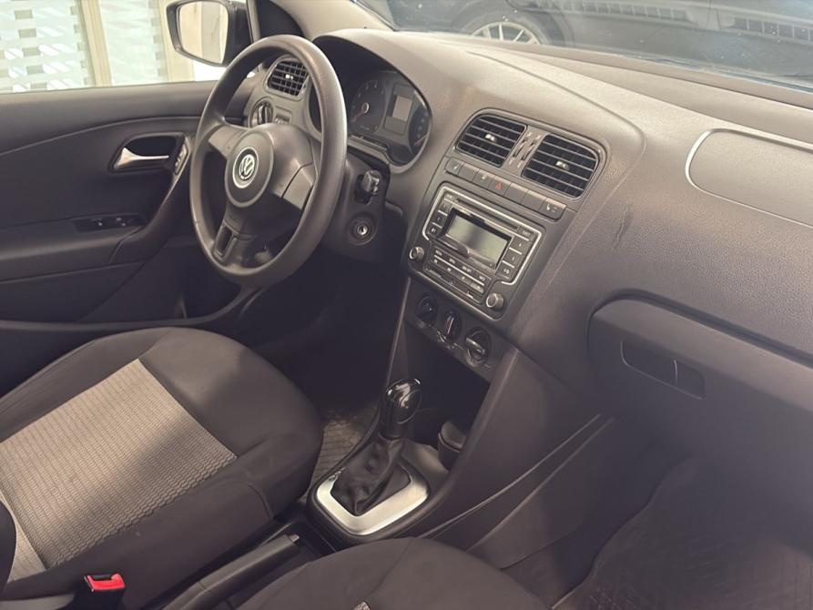 Volkswagen Polo V Омск  - изображение 13