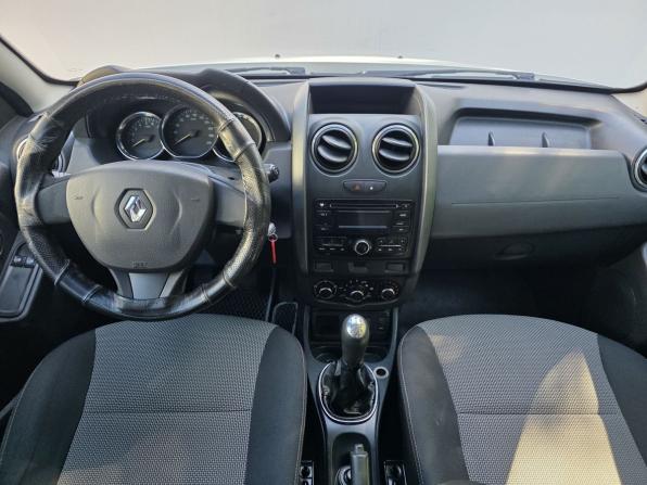 Renault Duster I Рестайлинг с пробегом 2017 года, цена 810 000 рублей, 181744 км, внедорожник, Автокод Объявления