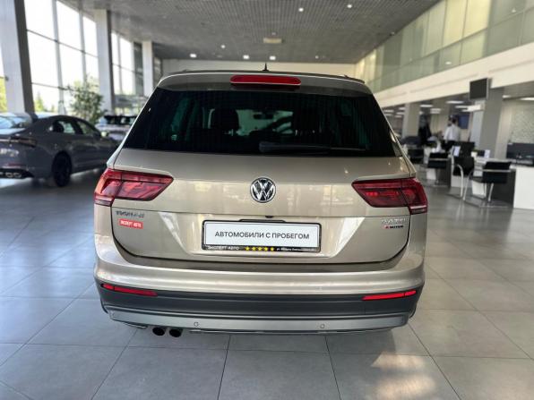 Volkswagen Tiguan II с пробегом 2017 года, цена 2 595 000 рублей, 99000 км, внедорожник, Автокод Объявления
