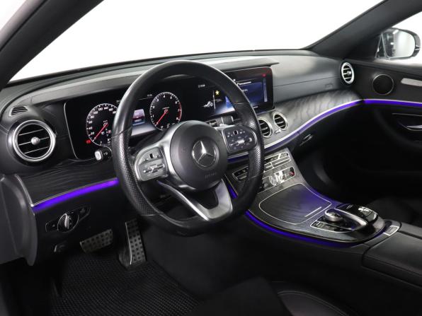 Mercedes-Benz E-Класс V (W213 S213 C238) с пробегом 2019 года, цена 3 728 000 рублей, 105521 км, седан, Автокод Объявления