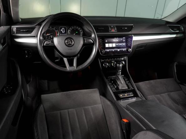 Skoda Superb III с пробегом 2017 года, цена 2 149 000 рублей, 128248 км, лифтбек, Автокод Объявления
