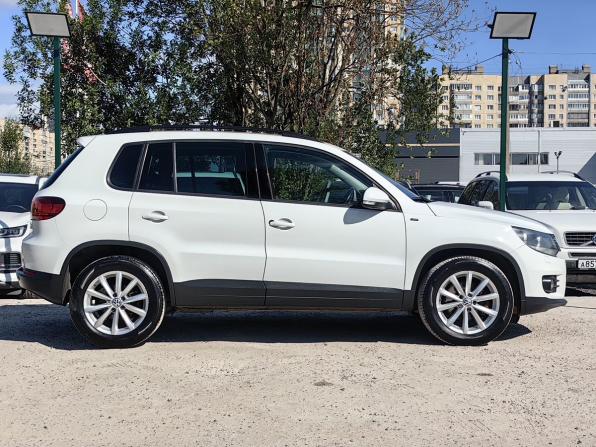 Volkswagen Tiguan I Рестайлинг с пробегом 2016 года, цена 909 000 рублей, 246000 км, внедорожник, Автокод Объявления