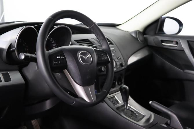 Mazda 3 II (BL) с пробегом 2010 года, цена 799 990 рублей, 218691 км, седан, Автокод Объявления