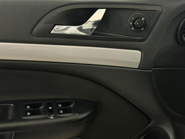 Skoda Octavia II (A5) Рестайлинг с пробегом 2012 года, цена 880 000 рублей, 180578 км, лифтбек, Автокод Объявления