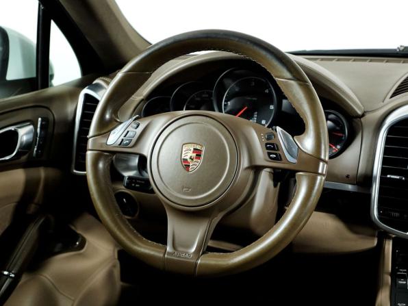 Porsche Cayenne II (958) с пробегом 2014 года, цена 2 598 000 рублей, 252538 км, внедорожник, Автокод Объявления