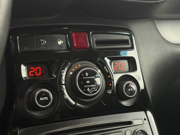 Citroen C3 Picasso I Рестайлинг с пробегом 2012 года, цена 519 000 рублей, 130100 км, компактвэн, Автокод Объявления
