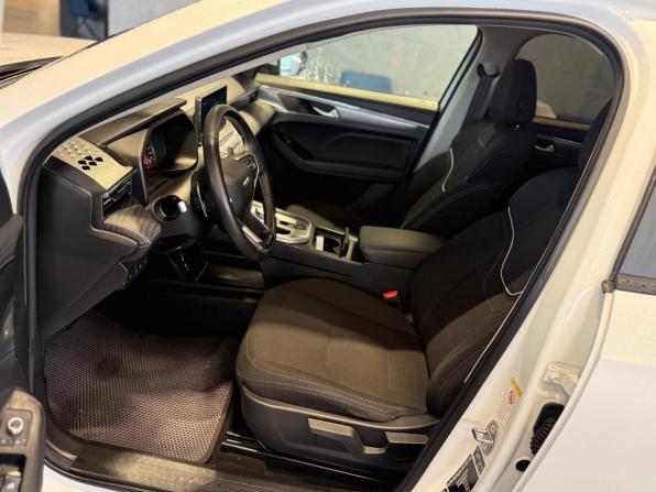Haval Jolion I с пробегом 2023 года, цена 1 795 000 рублей, 64207 км, внедорожник, Автокод Объявления
