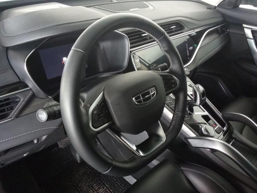 Geely Atlas Pro Москва  - изображение 12