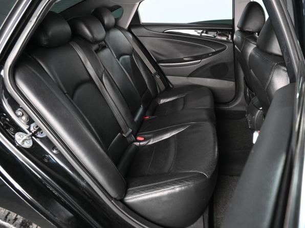 Hyundai Sonata VI (YF) с пробегом 2010 года, цена 1 049 000 рублей, 281729 км, седан, Автокод Объявления