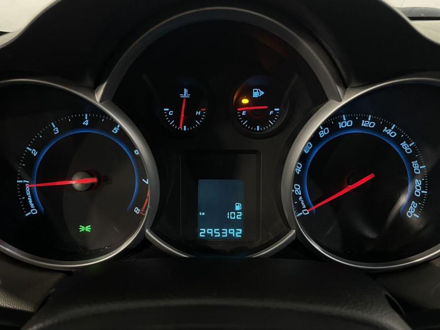 Chevrolet Cruze I Рестайлинг Великий Новгород  - изображение 14