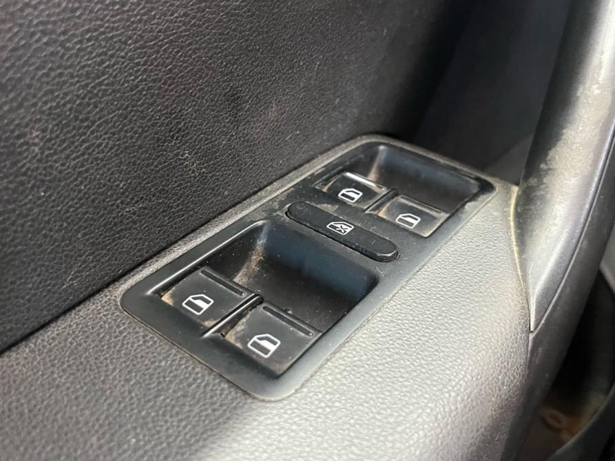 Volkswagen Polo V Рестайлинг Уфа  - изображение 12