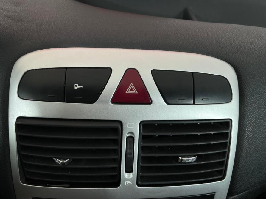 Peugeot 307 I Рестайлинг Воронеж  - изображение 16