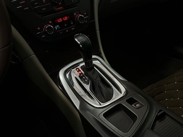 Opel Insignia I с пробегом 2011 года, цена 899 000 рублей, 135100 км, седан, Автокод Объявления