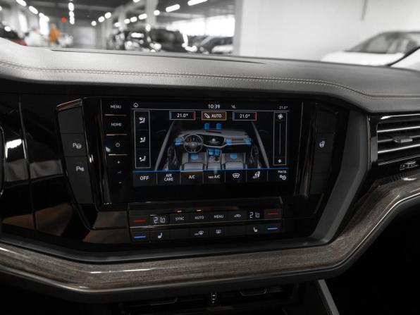 Volkswagen Touareg III с пробегом 2018 года, цена 5 180 000 рублей, 83191 км, внедорожник, Автокод Объявления