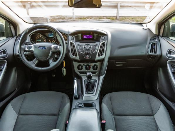 Ford Focus III с пробегом 2012 года, цена 898 000 рублей, 122812 км, универсал, Автокод Объявления
