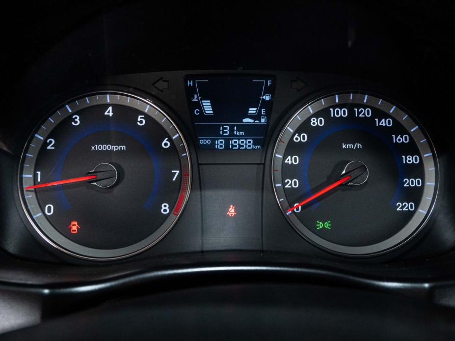 Hyundai Solaris I Казань  - изображение 9