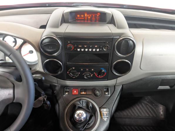 Peugeot Partner II с пробегом 2010 года, цена 799 900 рублей, 275000 км, минивэн, Автокод Объявления