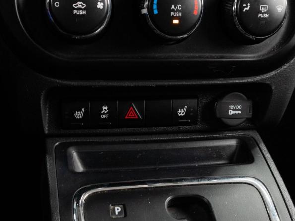 Jeep Liberty (Patriot) с пробегом 2015 года, цена 1 670 000 рублей, 122541 км, внедорожник, Автокод Объявления