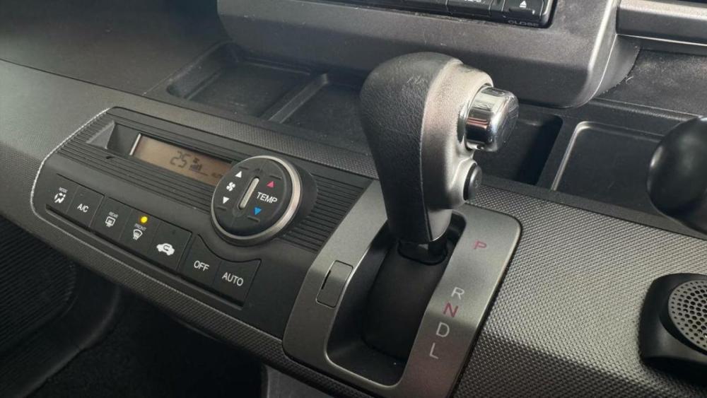 Honda Freed I Магнитогорск  - изображение 12