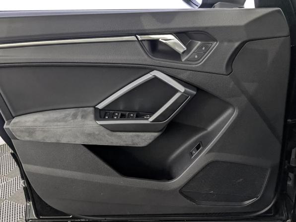 Audi Q3 Sportback II (F3) с пробегом 2021 года, цена 3 050 000 рублей, 137529 км, внедорожник, Автокод Объявления