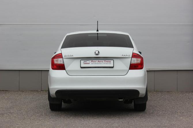 Skoda Rapid I с пробегом 2014 года, цена 947 000 рублей, 142834 км, лифтбек, Автокод Объявления