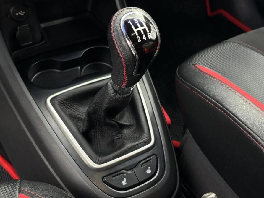Lada (ВАЗ) Vesta I Крым  - изображение 15