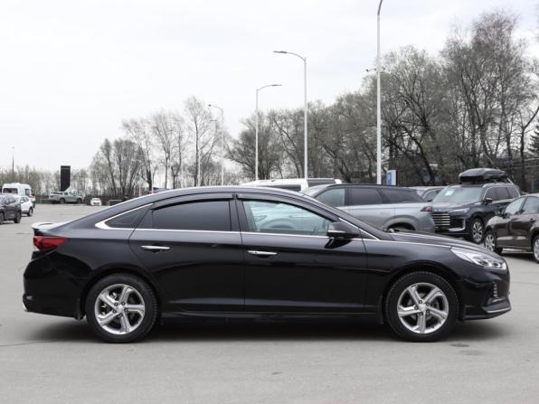 Hyundai Sonata VII (LF) Рестайлинг с пробегом 2017 года, цена 1 899 000 рублей, 76405 км, седан, Автокод Объявления