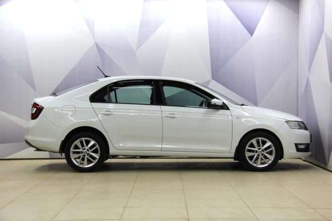 Skoda Rapid I Рестайлинг с пробегом 2018 года, цена 1 255 400 рублей, 125011 км, лифтбек, Автокод Объявления