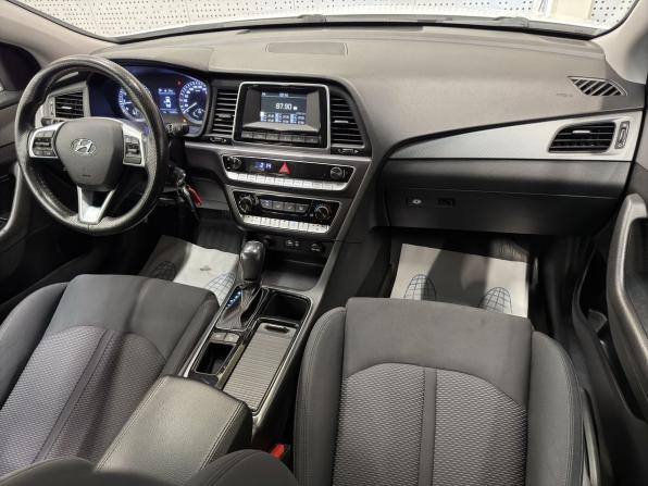 Hyundai Sonata VII (LF) Рестайлинг с пробегом 2019 года, цена 1 640 000 рублей, 132487 км, седан, Автокод Объявления