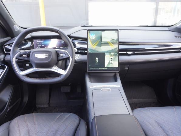 Geely Preface I с пробегом 2024 года, цена 2 763 000 рублей, 1494 км, седан, Автокод Объявления