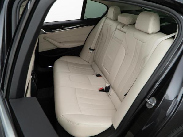 BMW 5 серии VII (G30/G31/G38) с пробегом 2018 года, цена 4 177 077 рублей, 81222 км, седан, Автокод Объявления