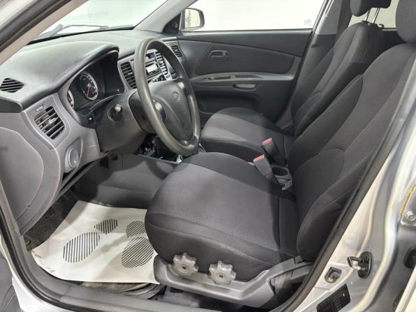 Kia Rio II с пробегом 2005 года, цена 380 000 рублей, 222845 км, хэтчбек, Автокод Объявления