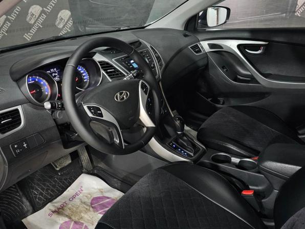 Hyundai Elantra V (MD) Рестайлинг с пробегом 2015 года, цена 1 165 000 рублей, 193600 км, седан, Автокод Объявления