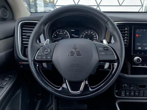 Mitsubishi Outlander III Рестайлинг 3 с пробегом 2021 года, цена 3 349 000 рублей, 19070 км, внедорожник, Автокод Объявления