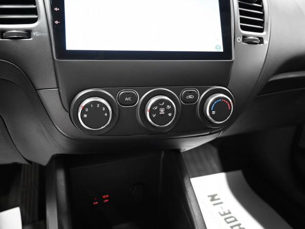 Kia Cerato III Рестайлинг (Classic) с пробегом 2016 года, цена 975 000 рублей, 274730 км, седан, Автокод Объявления