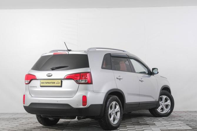 Kia Sorento II Рестайлинг с пробегом 2019 года, цена 2 199 000 рублей, 109000 км, внедорожник, Автокод Объявления